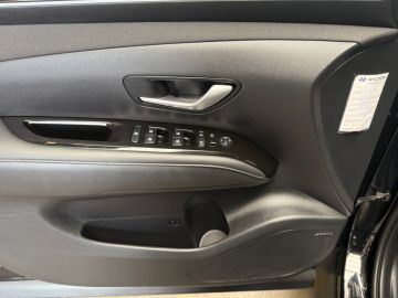 Hyundai TUCSON Hybrid